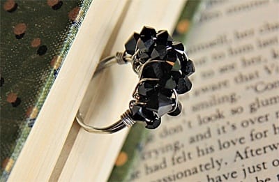 ring-black