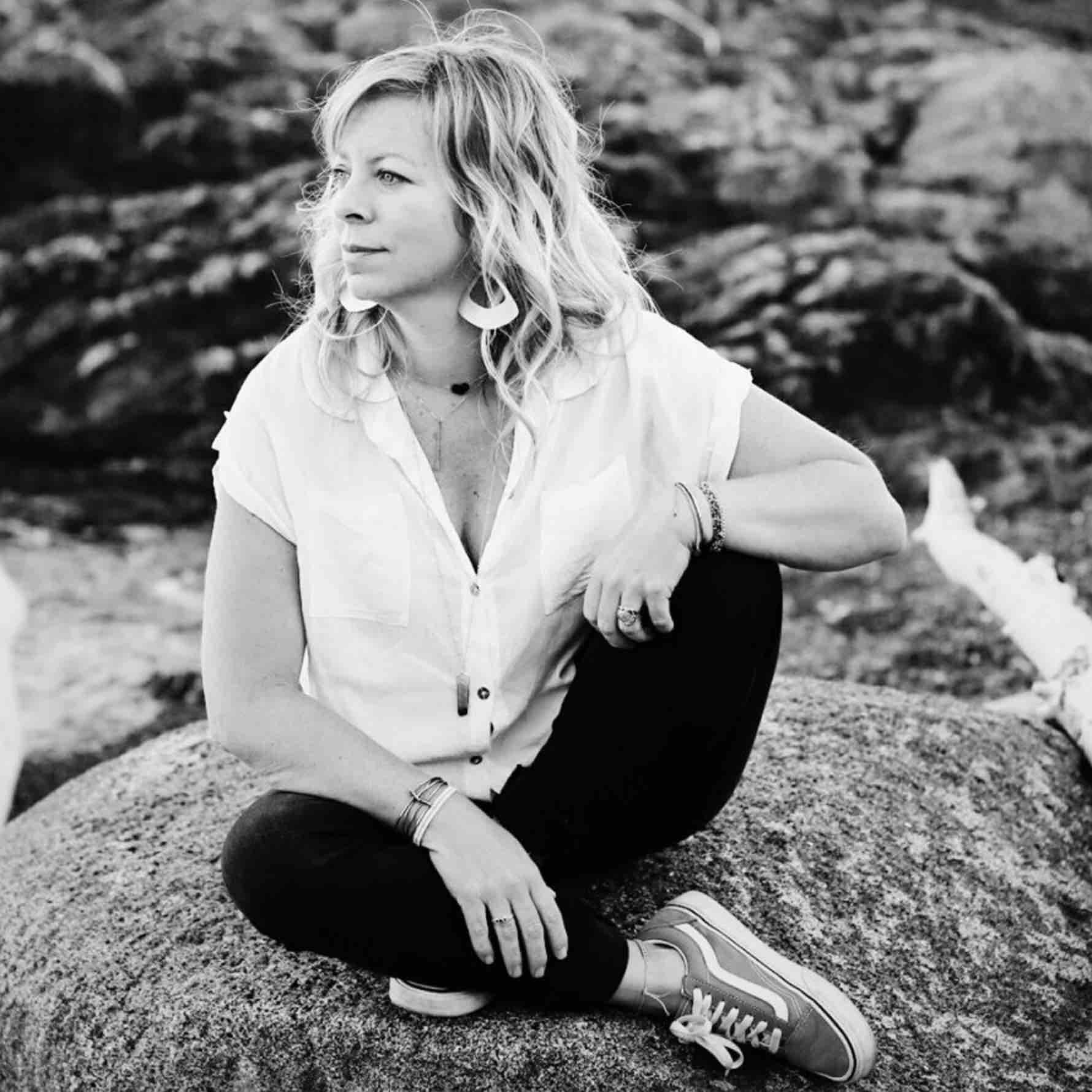 Erin Heydenreicht: Betina Roza Erin Heydenreicht